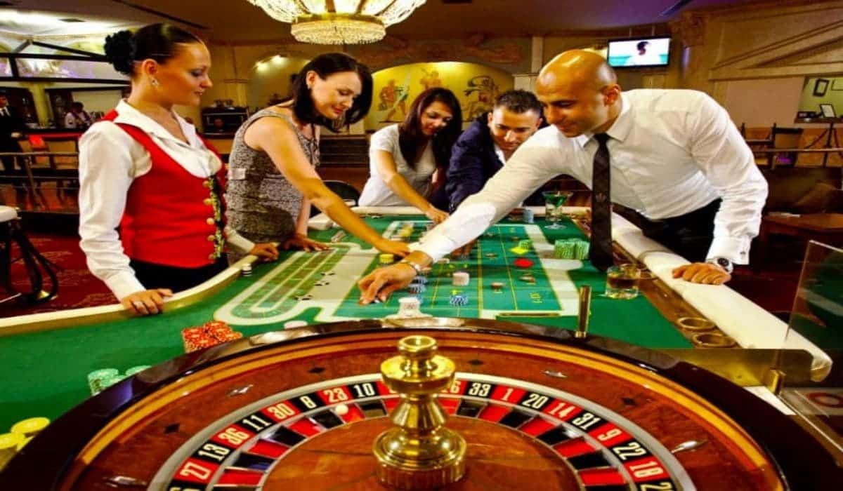 Mách bạn 100+ bí kíp chơi casino không bao giờ thua